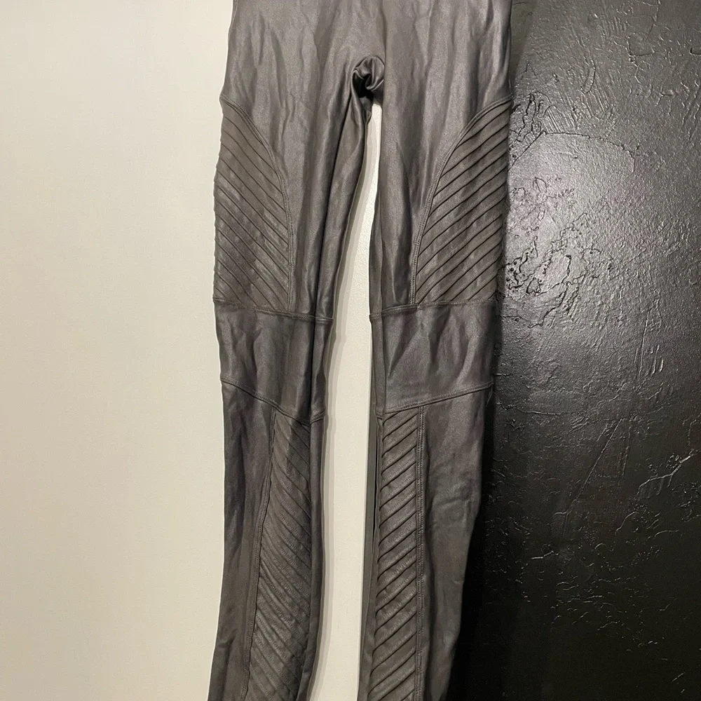 Good condition - Picture 3 of 3